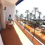 Estudio De Ensueno A Pie De Playa En Marbella En El Skol