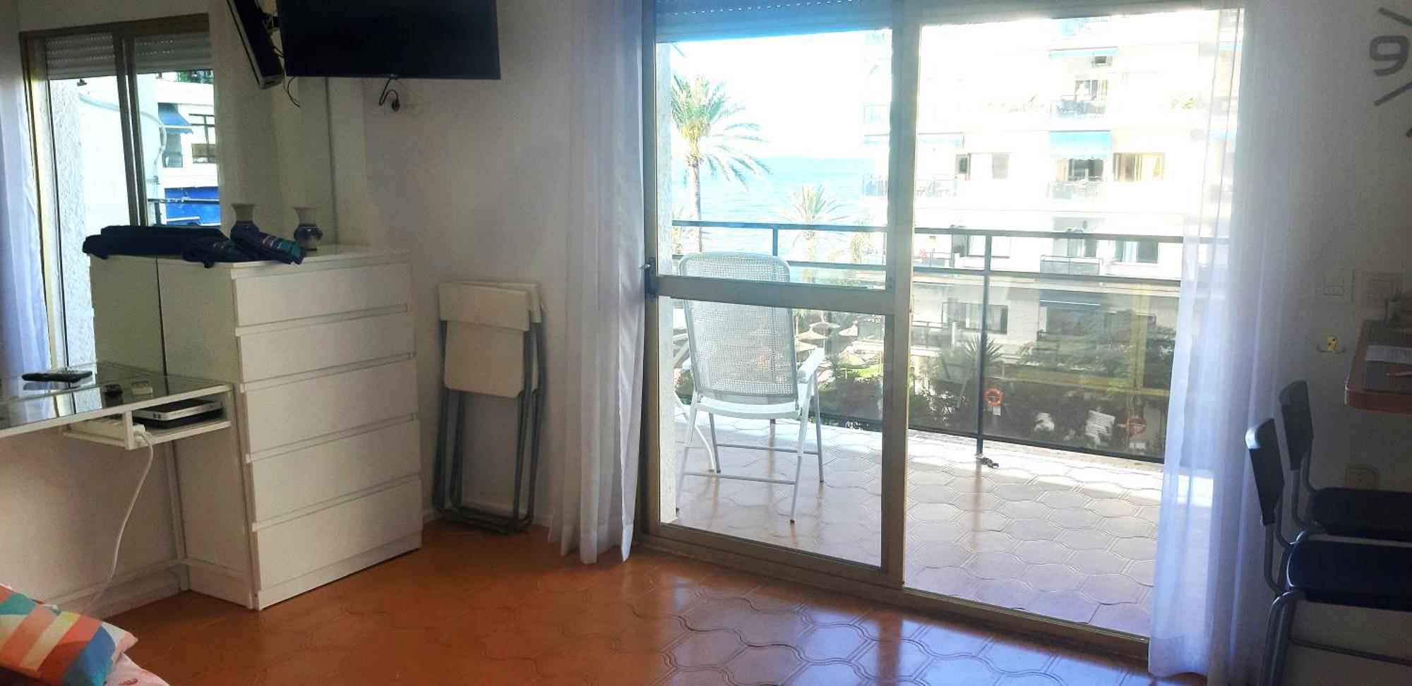 Estudio De Ensueno A Pie De Playa En En El Skol * Marbella